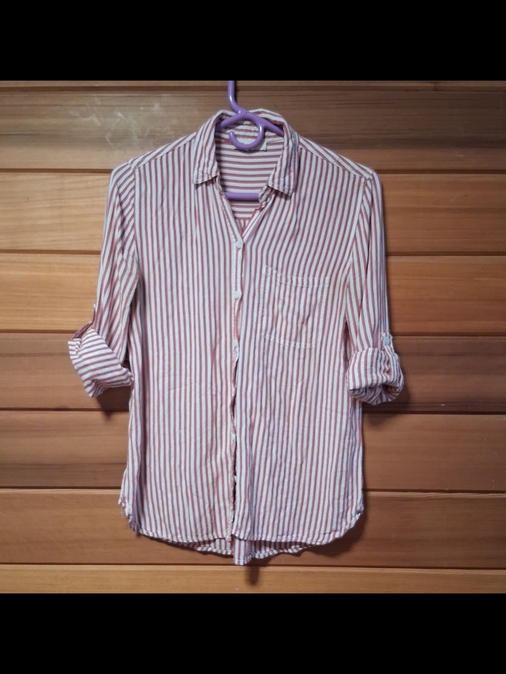 🙌beachlunchlounge Red and White Striped Casual Button-Down Shirt